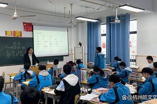 老里：雄鹿之前曾有两队邀请我面试主帅 但我不能透露是哪队